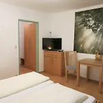 公寓 Haus Wiesenrain 拉德施塔特